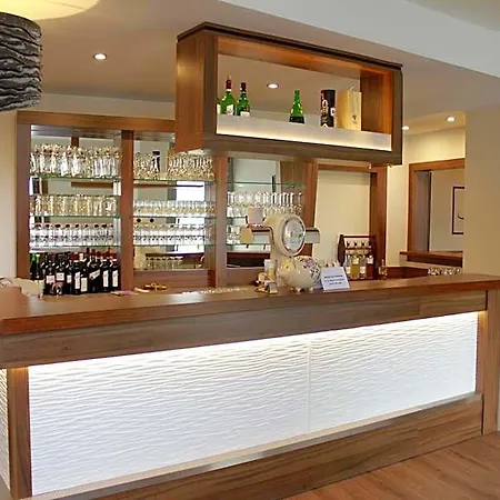 Ummen Hotel&restaurant 3*